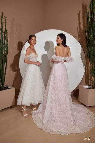 Off-the-Shoulder Bridesmaid Dress in Powder Pink